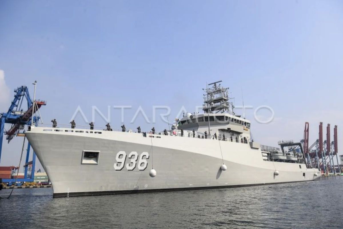 Foto: Kedatangan KRI Canopus-936