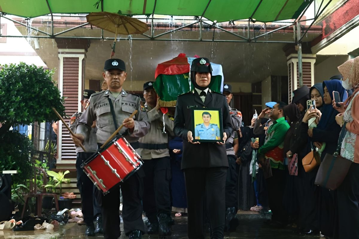 Kapolri naikkan pangkat Brigadir Arya Supena yang gugur di Lampung