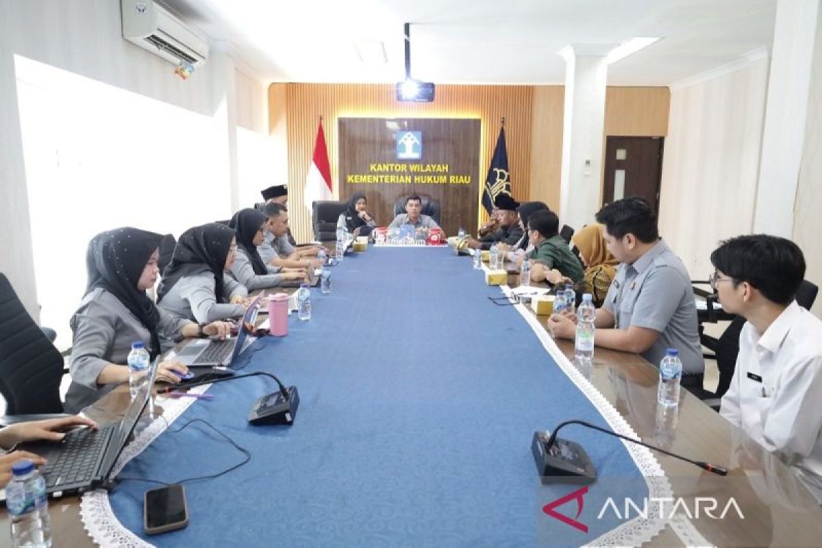 Membedah Perda, Menyusun Masa Depan Daerah: Langkah Strategis Bapemperda Inhil di Kemenkum Riau