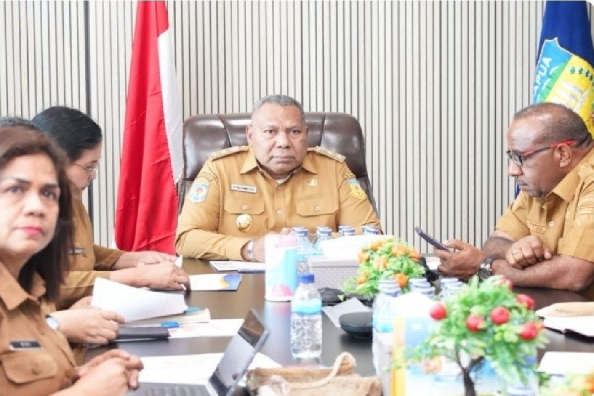 Wagub Papua sebut buku pendidikan antikorupsi bentuk generasi berintegritas