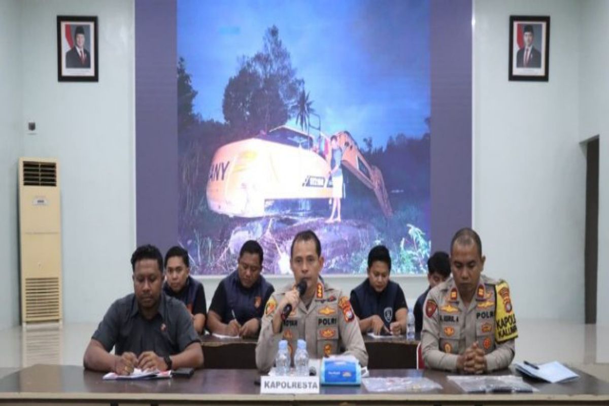Polisi bongkar tambang emas ilegal di Bonehau Mamuju