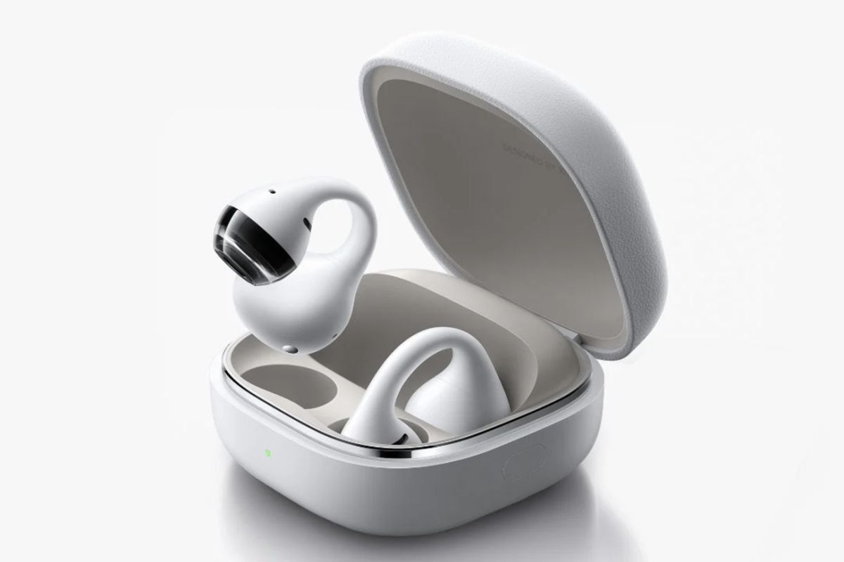 Xiaomi bakal hadirkan earbud clip-on perdana, ini spesifikasinya