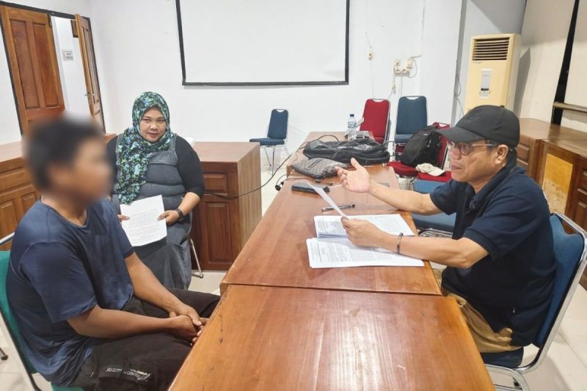 Gakkum Kehutanan Sulawesi tetapkan dua tersangka pembalakan liar di Kolaka
