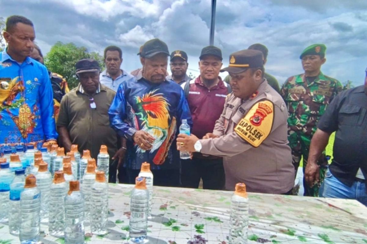 Pemkab Jayapura berkomitmen berantas minuman beralkohol