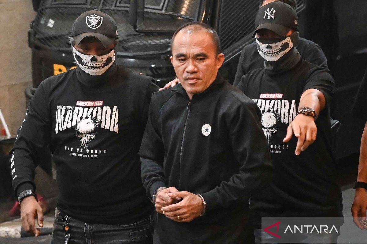 Mantan Kasatresnarkoba Polres Kutai Barat ditangkap terkait TPPU dan jaringan narkoba