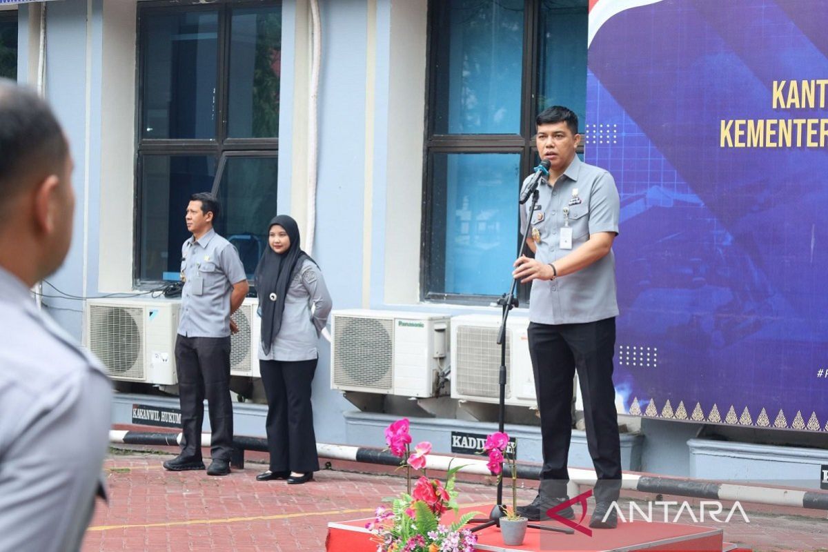 Pimpin Apel Pagi, Kakanwil Tekankan Tindak Lanjut Arahan Sekjen dan Percepat Pembangunan ZI Menuju WBBM