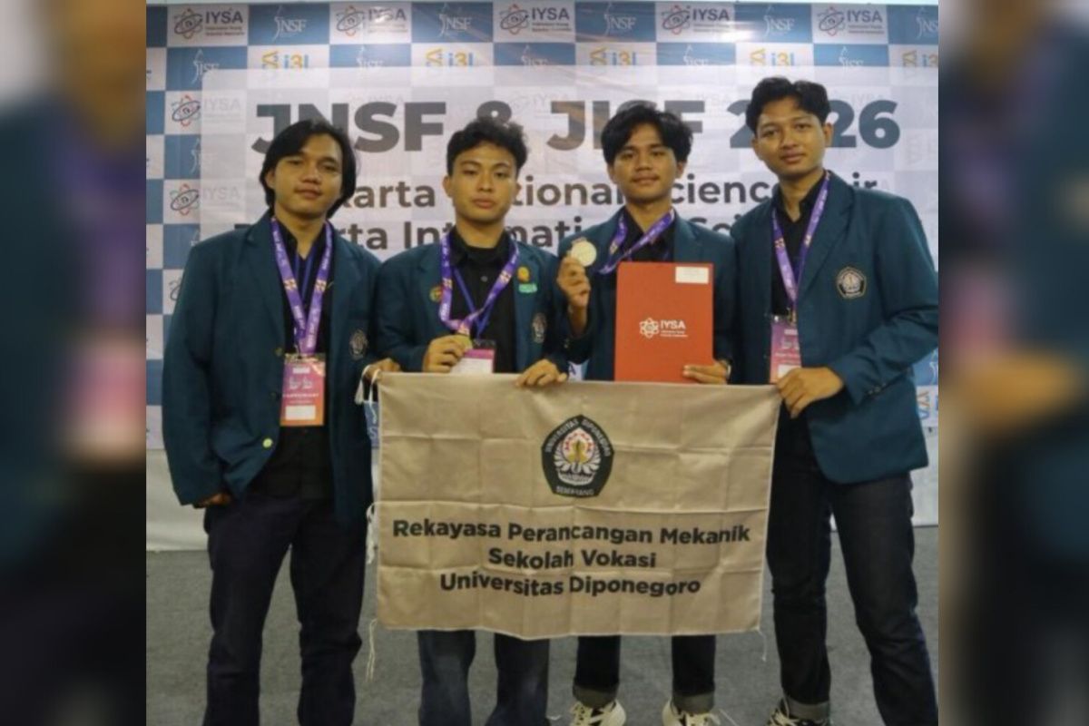 Mahasiswa Rekayasa Perancangan Mekanik Sekolah Vokasi Undip raih juara di JISF