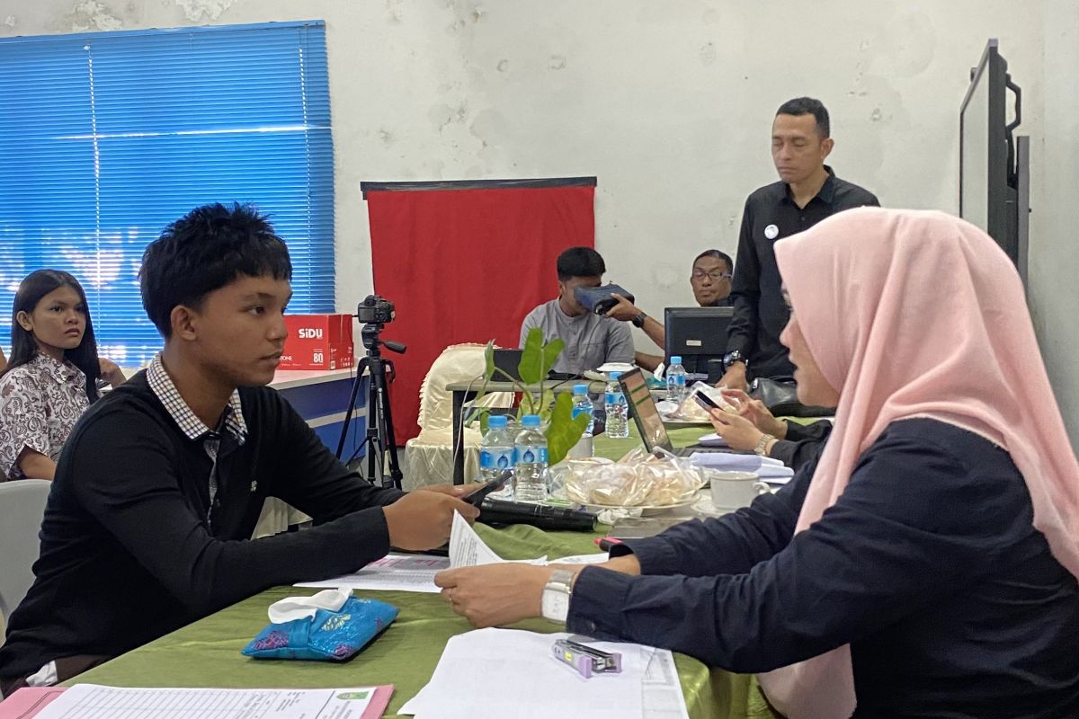 Disdukcapil Batam jemput bola perekaman KTP elektronik di sekolah