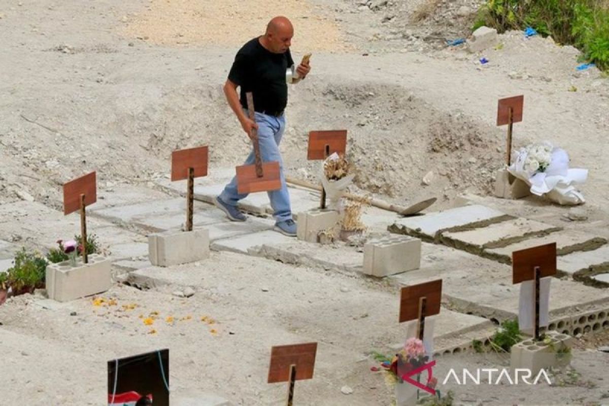 Korban tewas serangan Israel di Lebanon sejak Maret tembus 3.000 orang