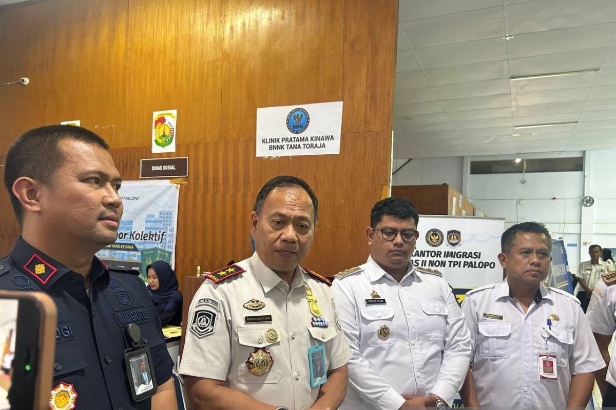 Imigrasi Sulsel temukan 2 WNA gunakan KTP minta dukcapil selektif