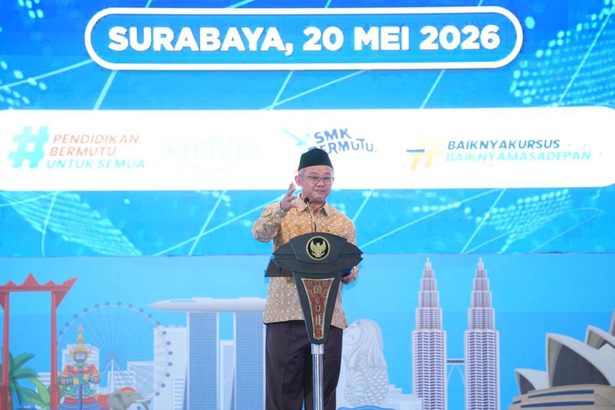 Menteri Dorong Literasi untuk Lindungi Siswa dari Judi Online
