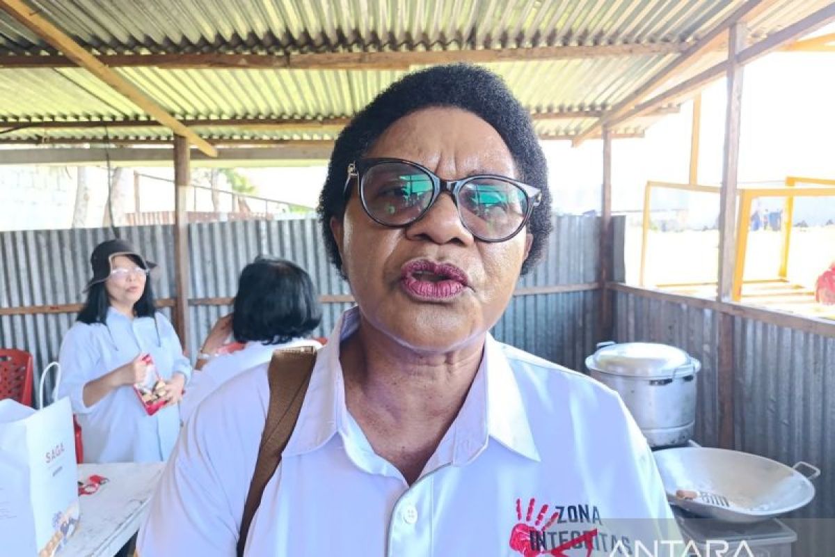 Uncen Jayapura latih kelompok wanita gereja Jayawijaya produksi abon