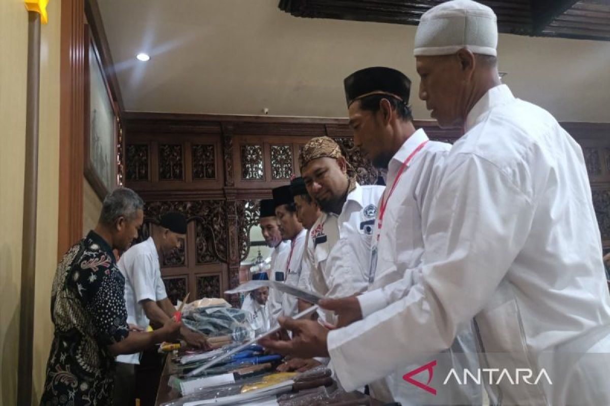 Pemkab Batang kawal proses penyembelihan hewan kurban penuhi standar ASUH