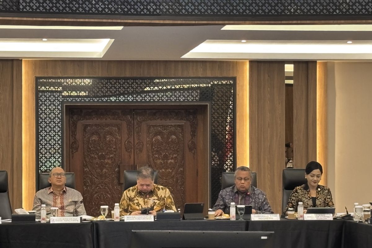 OJK siap kucurkan insentif untuk penguatan kebijakan DHE SDA