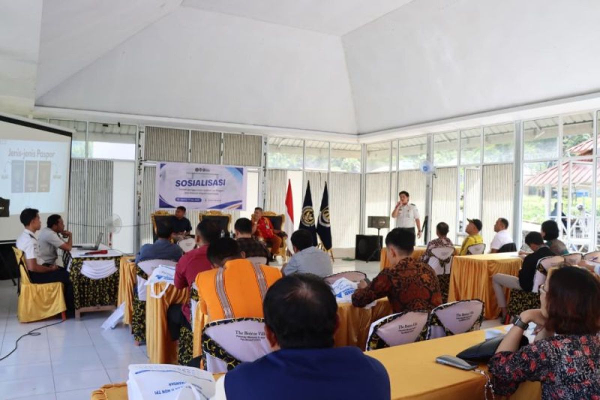 Imigrasi Polewali Mandar sosialisasi aplikasi M-Paspor di Mamasa