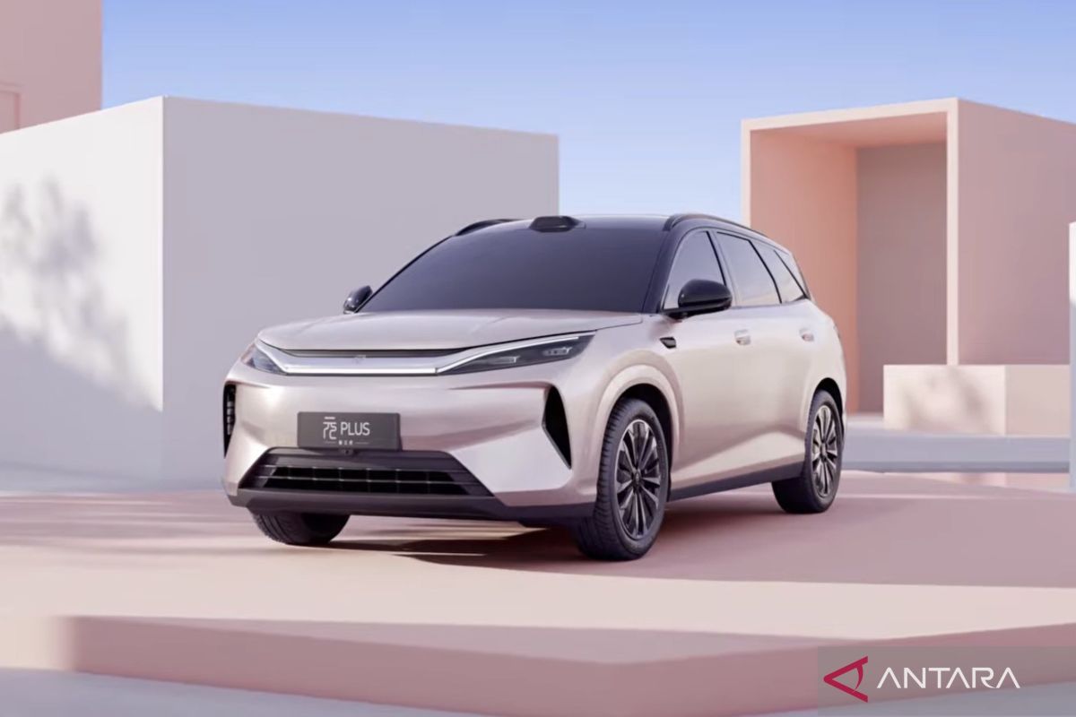 BYD Atto 3 generasi baru hadir dengan pengisian daya cepat