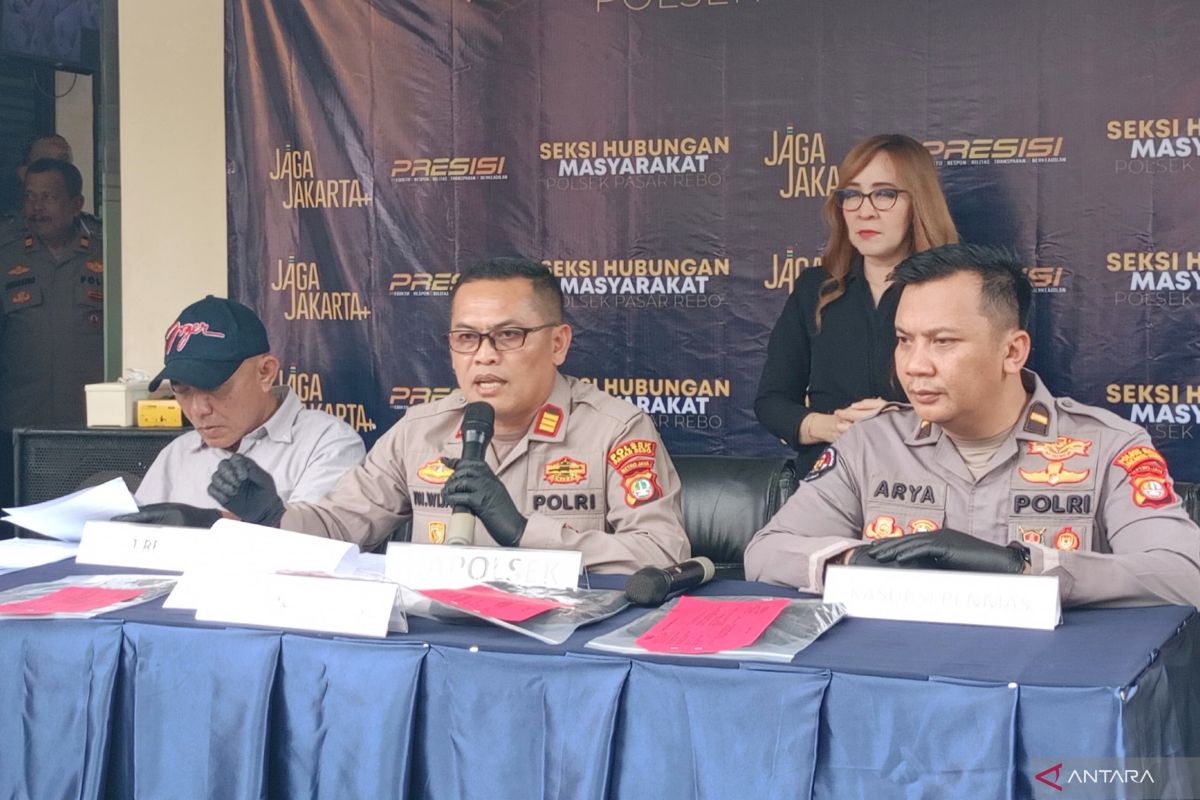 Dua pelaku curanmor ditangkap saat beraksi di SPBU Pasar Rebo