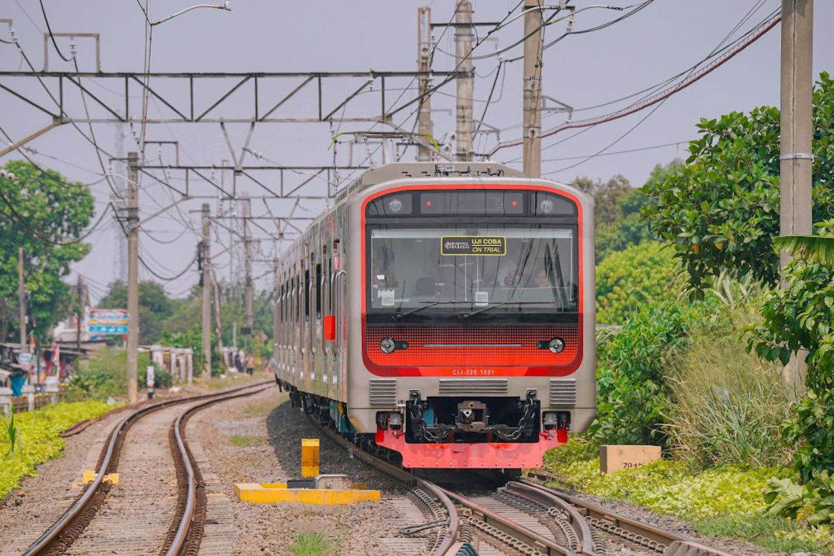 KAI perkuat elektrifikasi kereta dukung mobilitas urban modern