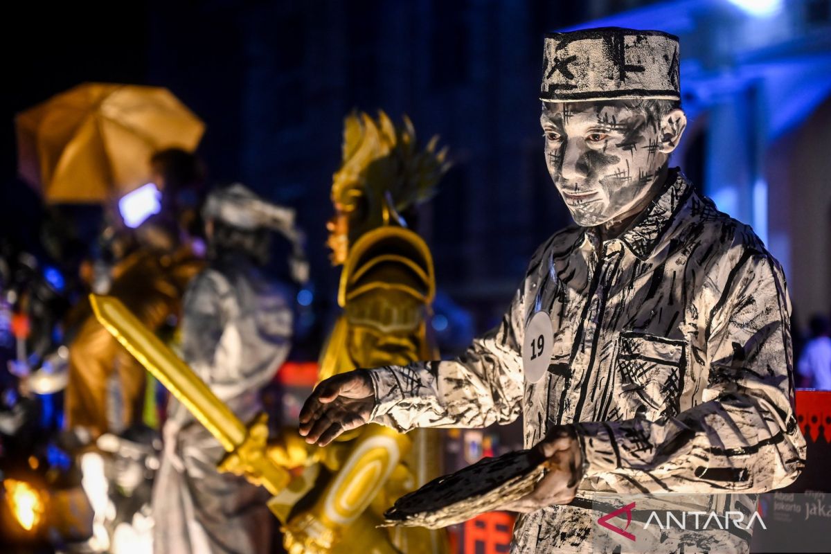 Festival manusia patung Humanoid di Kota Tua sambut HUT ke-499 Jakarta