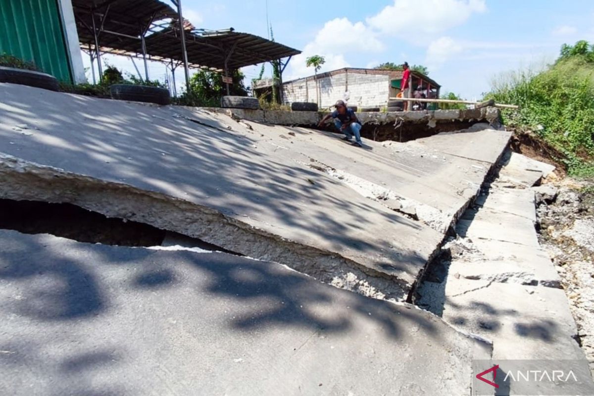 Pemkab Bekasi sesuaikan harga perkiraan proyek infrastruktur imbas BBM