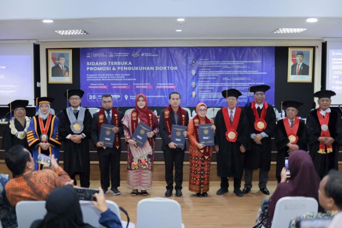 Kukuhkan empat Doktor Baru Ilmu Hukum UMS, soroti dominasi hukum adat perkawinan muslim Tengger