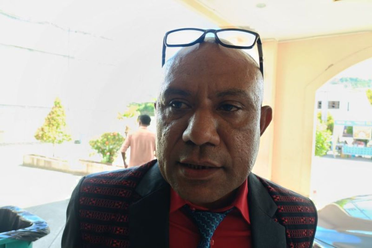 DLHK Kota Jayapura sebut target retribusi sampah rumah tangga mencapai Rp7,2 miliar