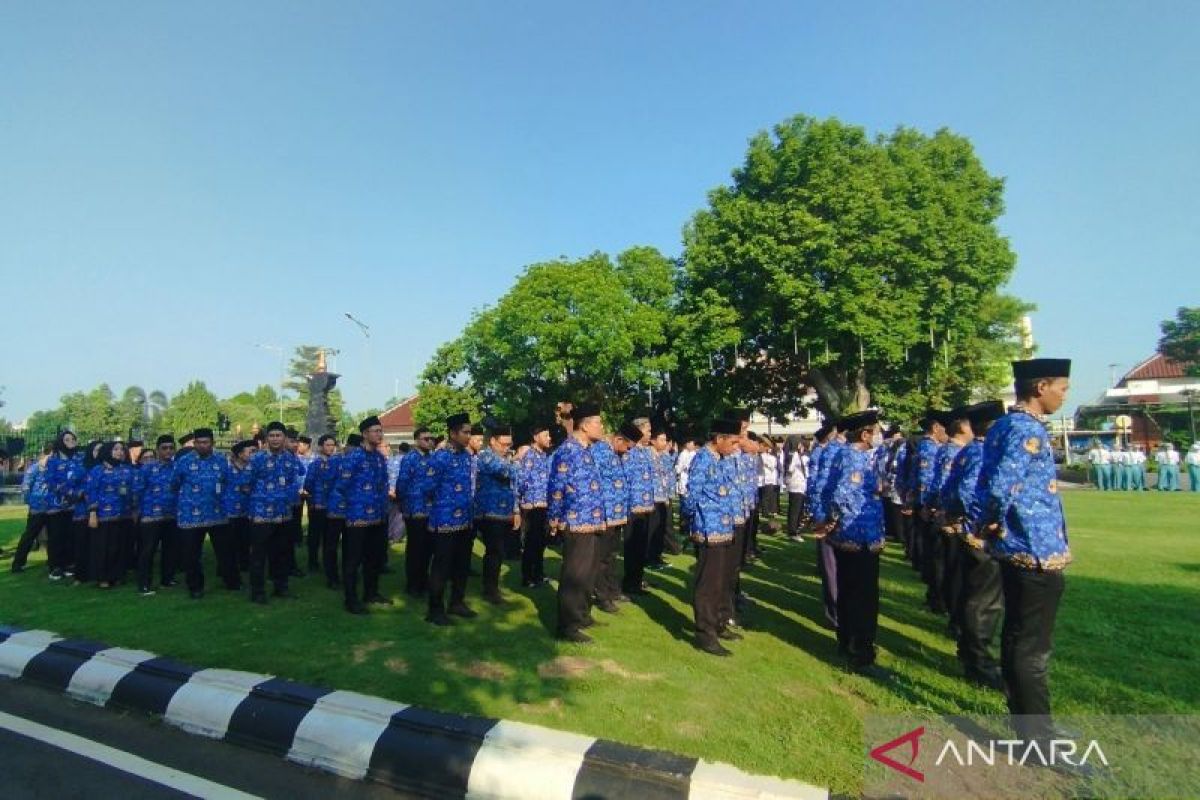 Pemkab Kudus menargetkan pencairan gaji ke-13 bagi ASN di Juni 2026