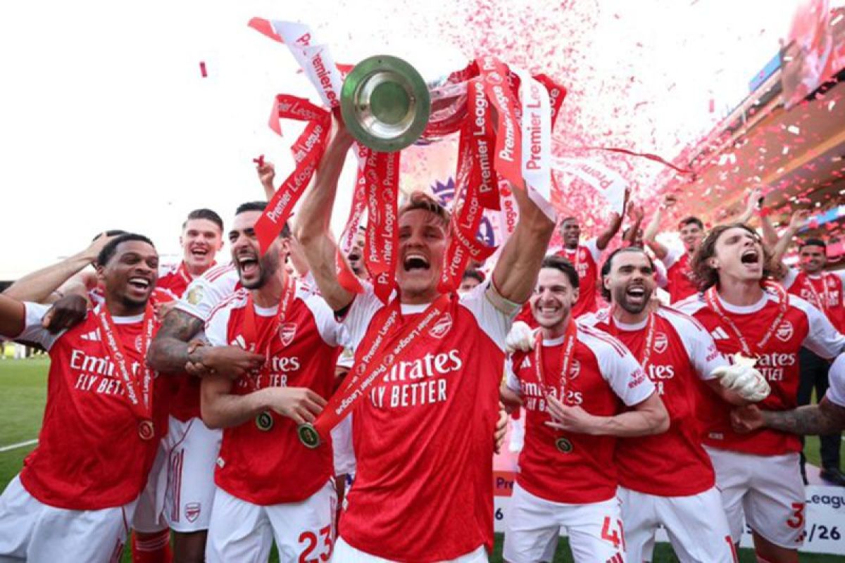 Klasemen akhir Liga Inggris: Arsenal juara, West Ham degradasi