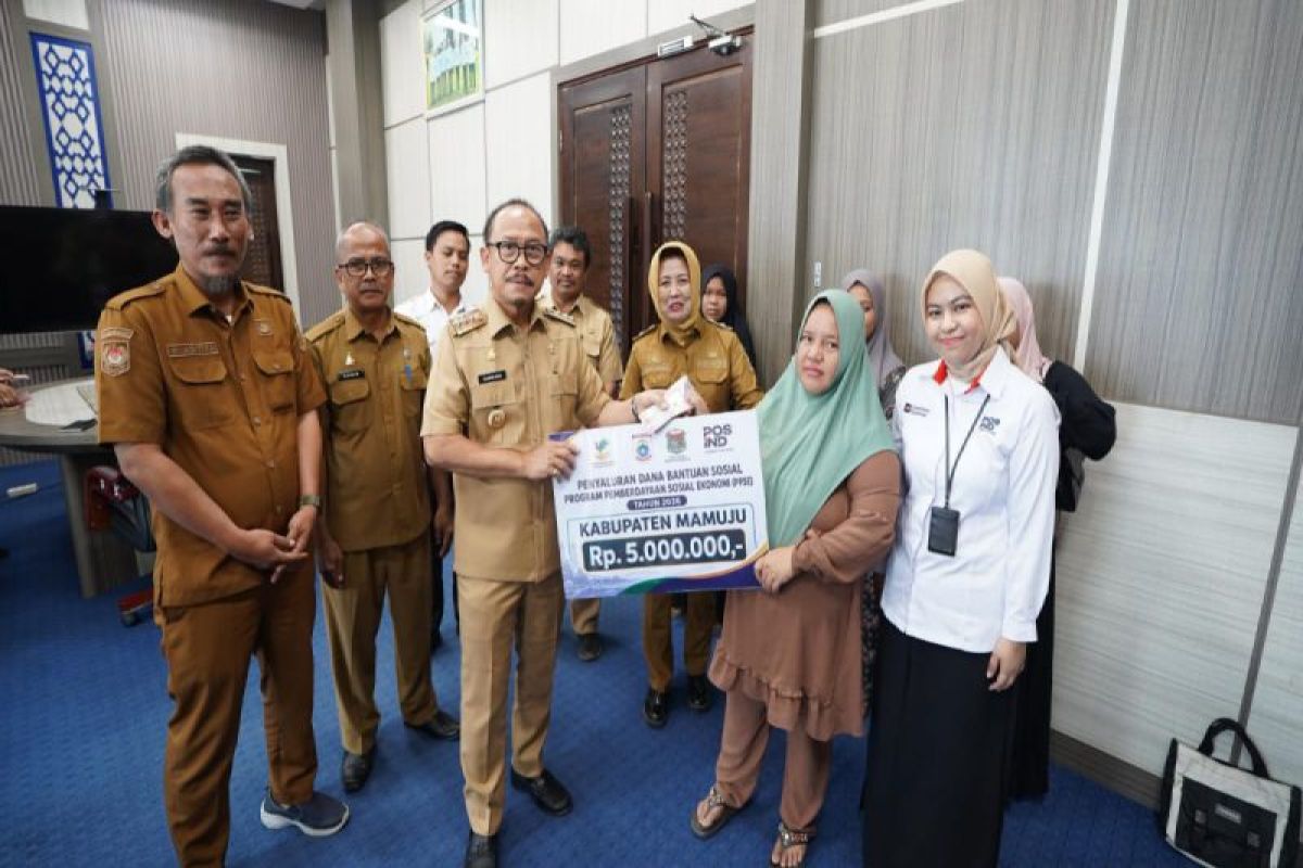 200 penerima PKH di Sulbar terima bantuan modal masing-masing Rp5 juta