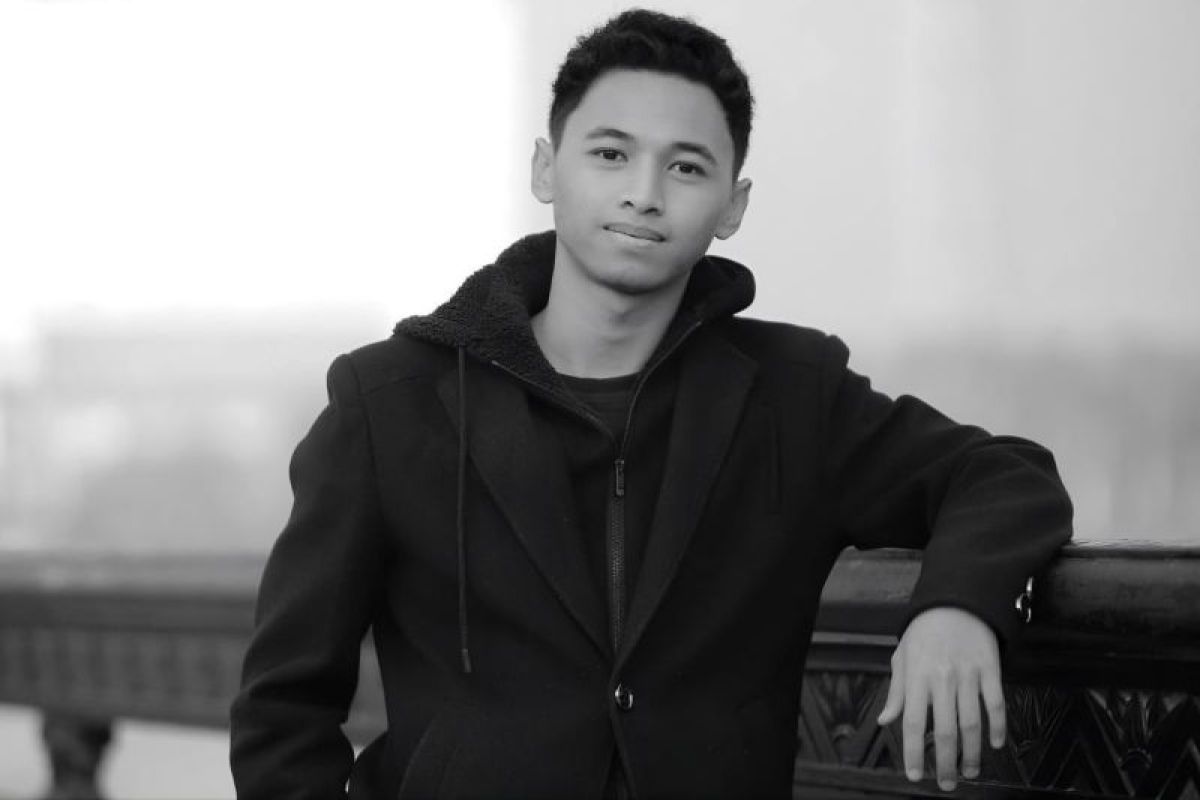 Hikmah atau Hasrat: Sebuah Refleksi Mendalam tentang Pilihan yang Membentuk Arah Hidup Kita