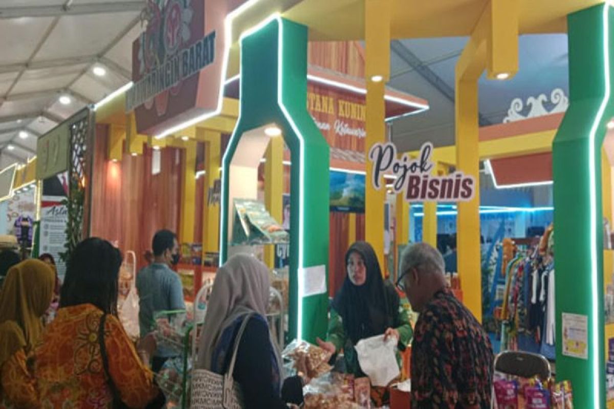 Stand Pemkab Kobar terbaik dua dalam Kalteng Expo 2026