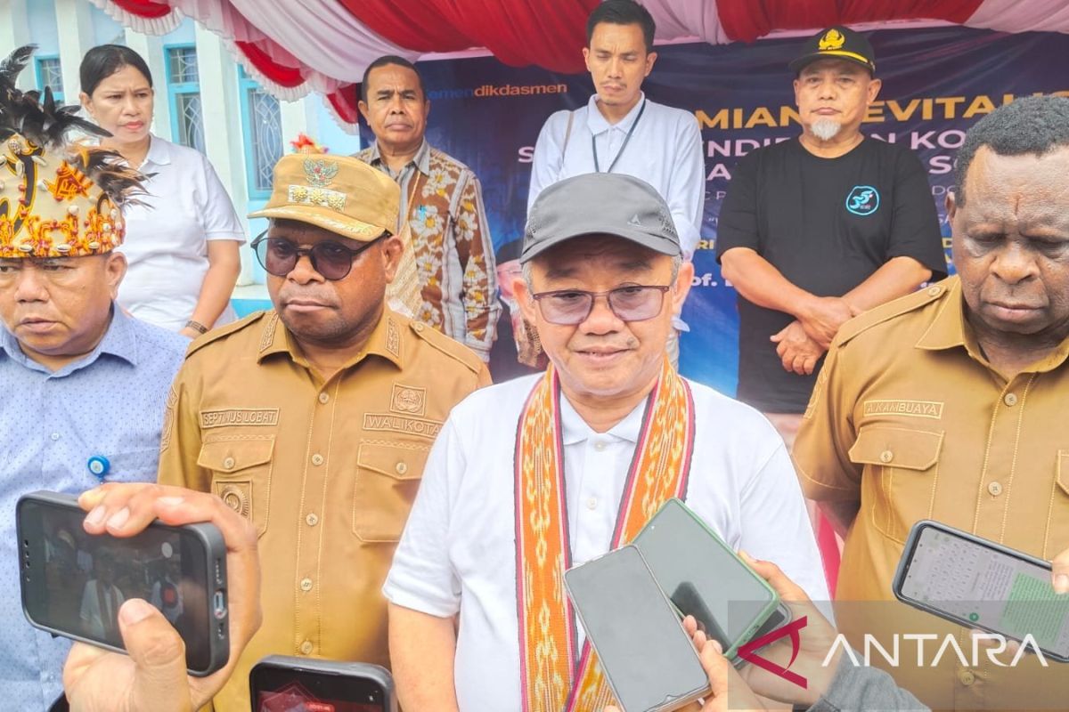 Mendikdasmen: Guru honorer nasib dibahas bersama kementerian terkait