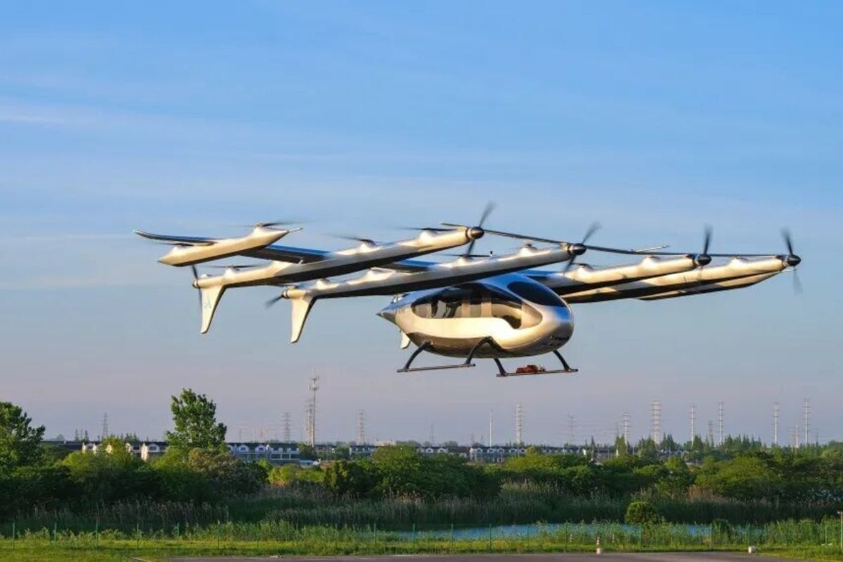 AutoFlight Rampungkan Uji Terbang dengan Formasi Tiga Pesawat Berbeda, V5000 Matrix Resmi Masuki Tahap Sertifikasi Kelaikudaraan