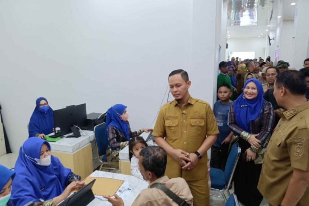 Pasien ke puskesmas di Pekanbaru naik setelah dibuka hingga malam hari