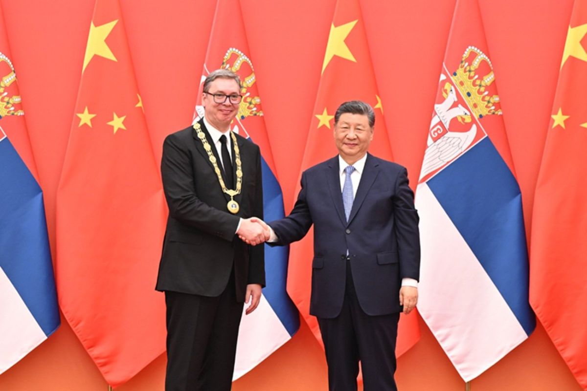 China berikan medali persahabatan untuk presiden Serbia