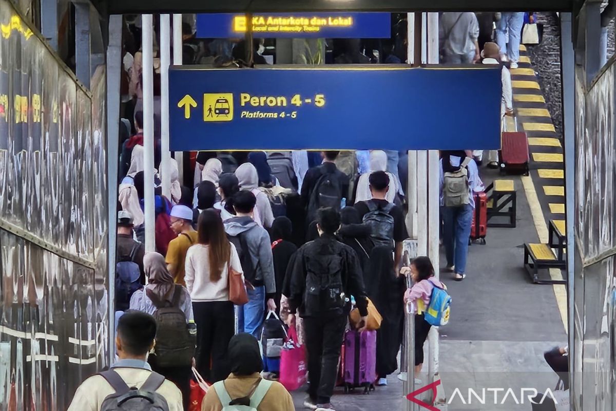 KAI layani 5.460 penumpang di Stasiun Malang saat libur Idul Adha