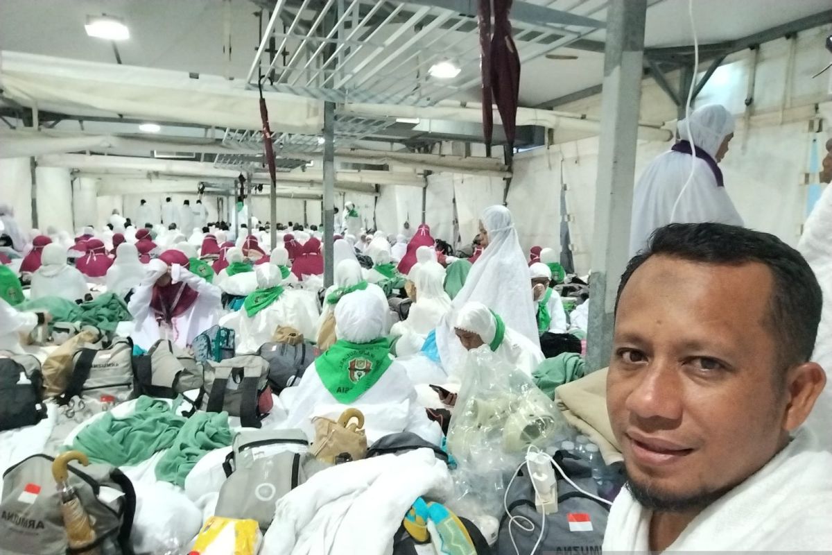 Jamaah haji Gorontalo Embarkasi Ujung Pandang bersiap melontar jumrah