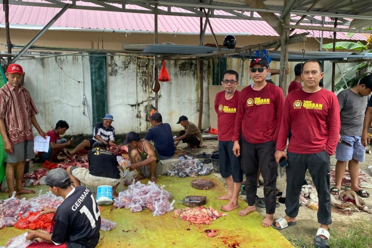 LDII Singkawang salurkan 30 hewan kurban perkuat kepedulian sosial