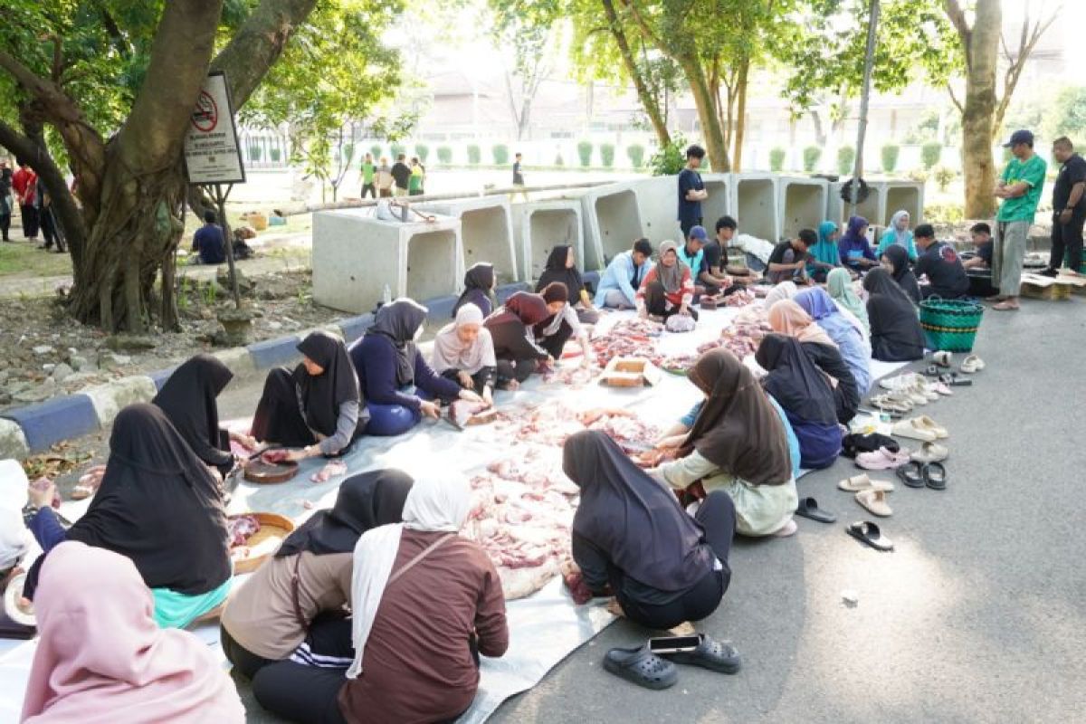 Kurban di masjid UMS, wujud kepedulian kampus untuk masyarakat
