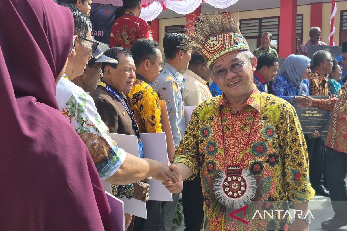Pemerintah Indonesia Revitalisasi 89 Sekolah di Papua Barat pada Tahun 2025