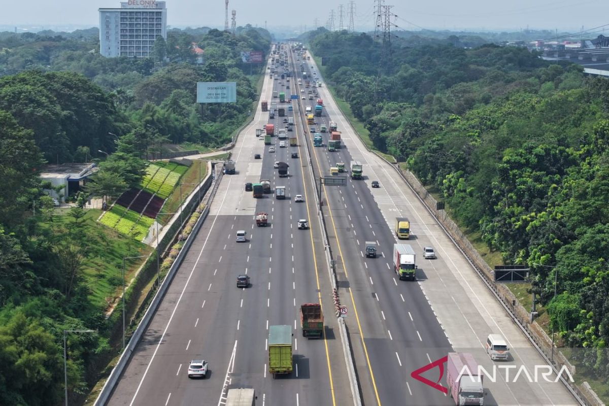 48.655 kendaraan melintas jalan layang MBZ manfaatkan libur Idul Adha