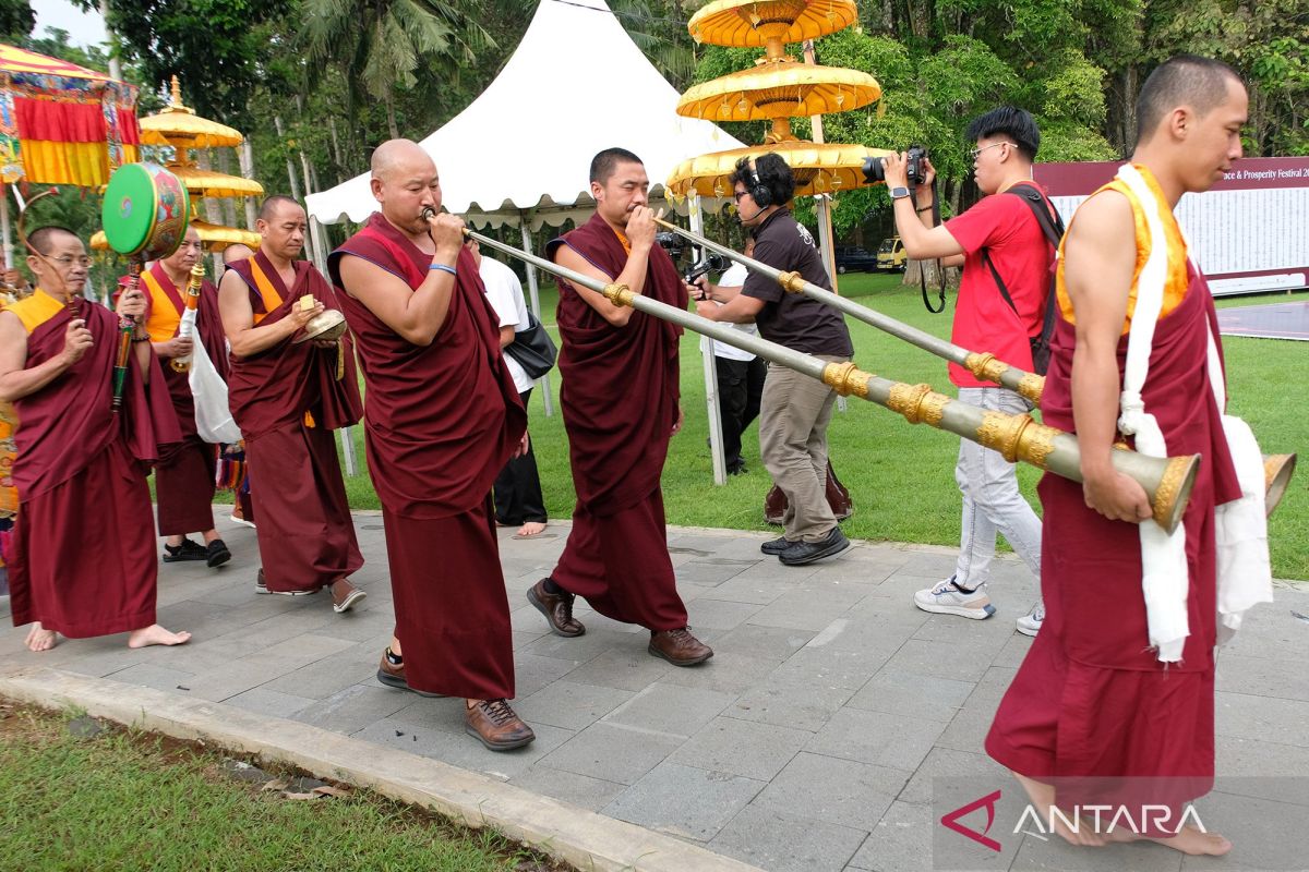 Dihadiri Biksu berbagai negara, Borobudur Festival 2026 gelar Doa Agung Nyingma Monlam Cenmo