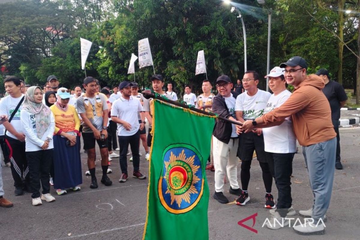 Dirut BPJS Kesehatan ajak warga Solo cegah penyakit kronis