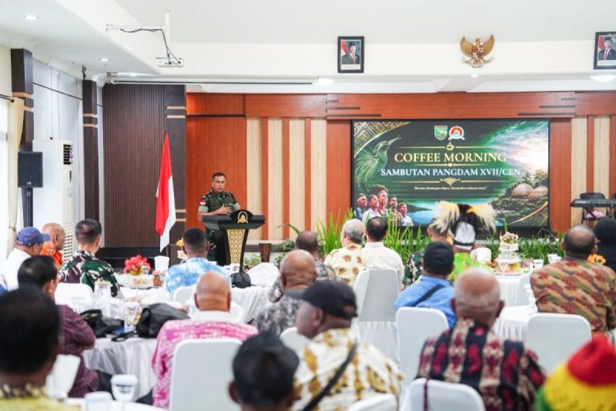 Pangdam Cenderawasih ajak tokoh di Papua siapkan generasi emas 2045