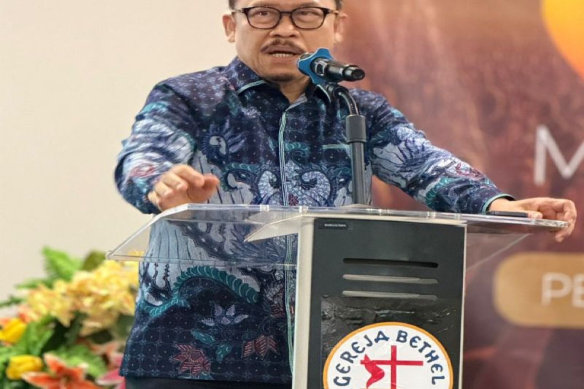 Gubernur Sulbar minta umat beragama wujudkan kebersamaan