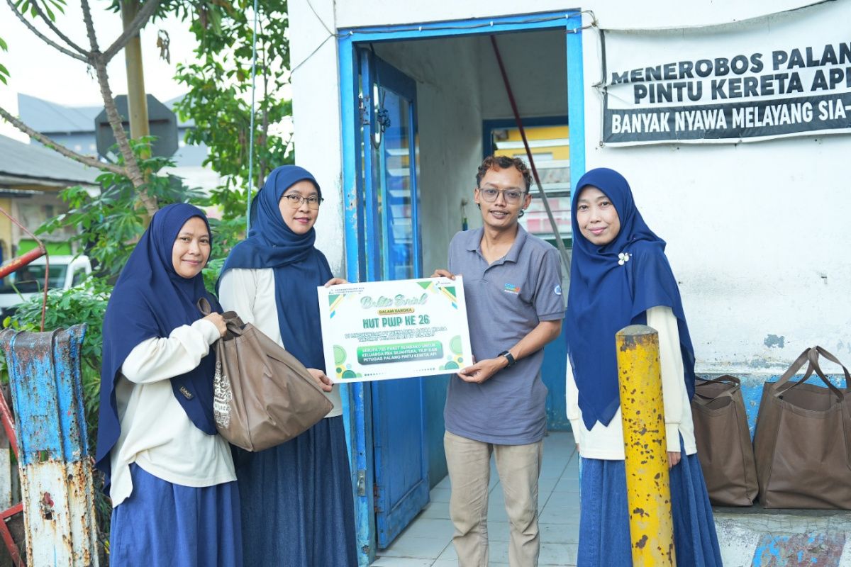 PWP RU IV Cilacap bagikan 785 paket sembako pada HUT Ke-26