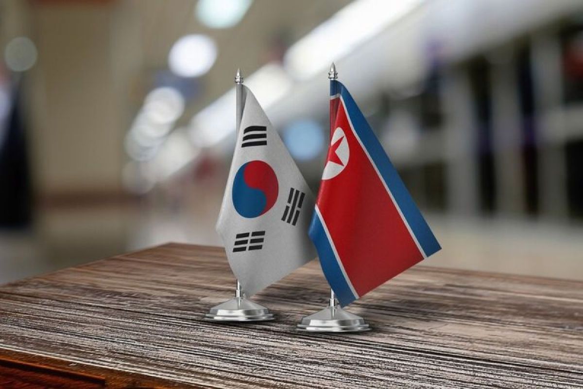 Foto: ANTARA News Korea Utara Luncurkan Rudal Balistik ke Laut Timur, Korsel Siaga Penuh