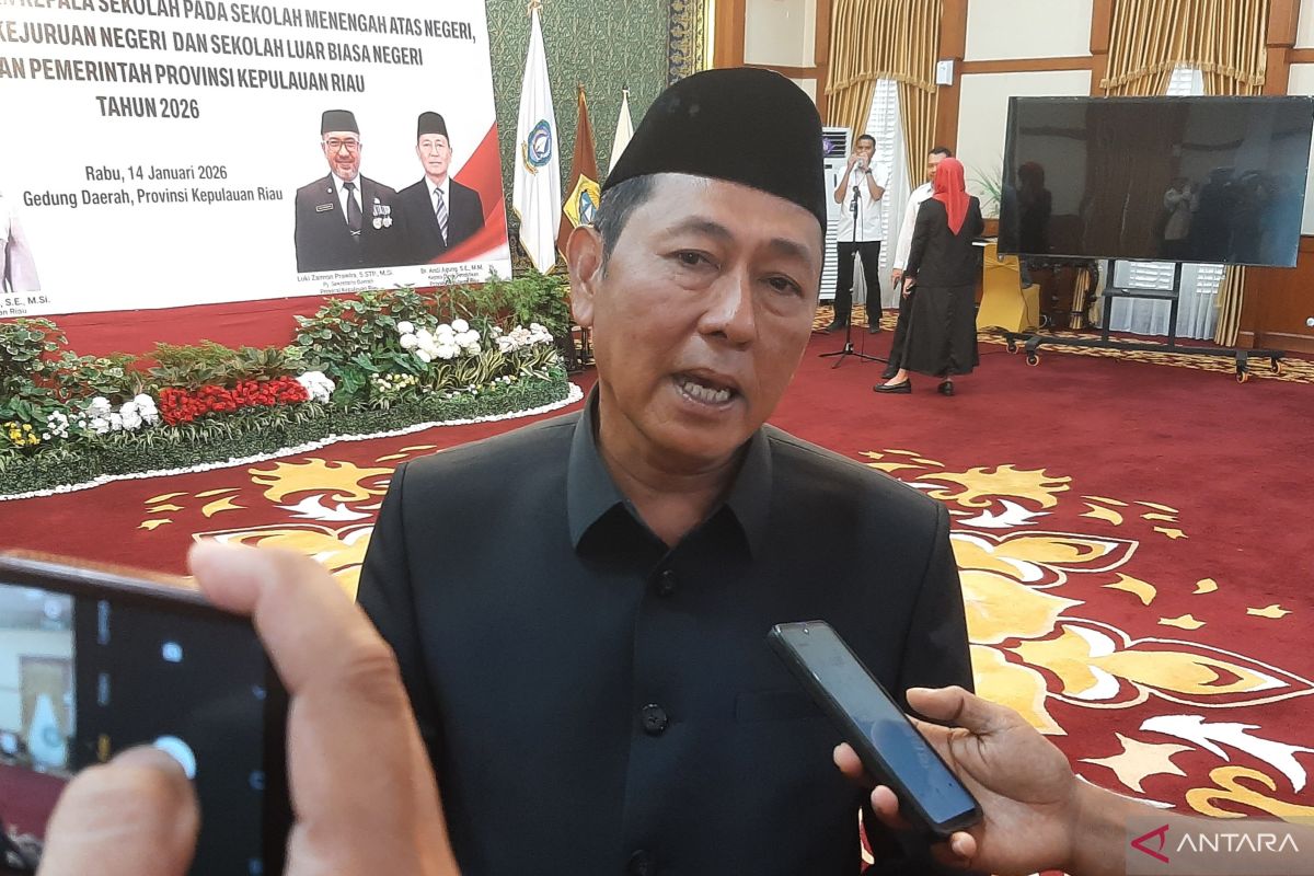 Disdik Kepri: Larangan siswa bawa ponsel ke sekolah diterapkan 2027