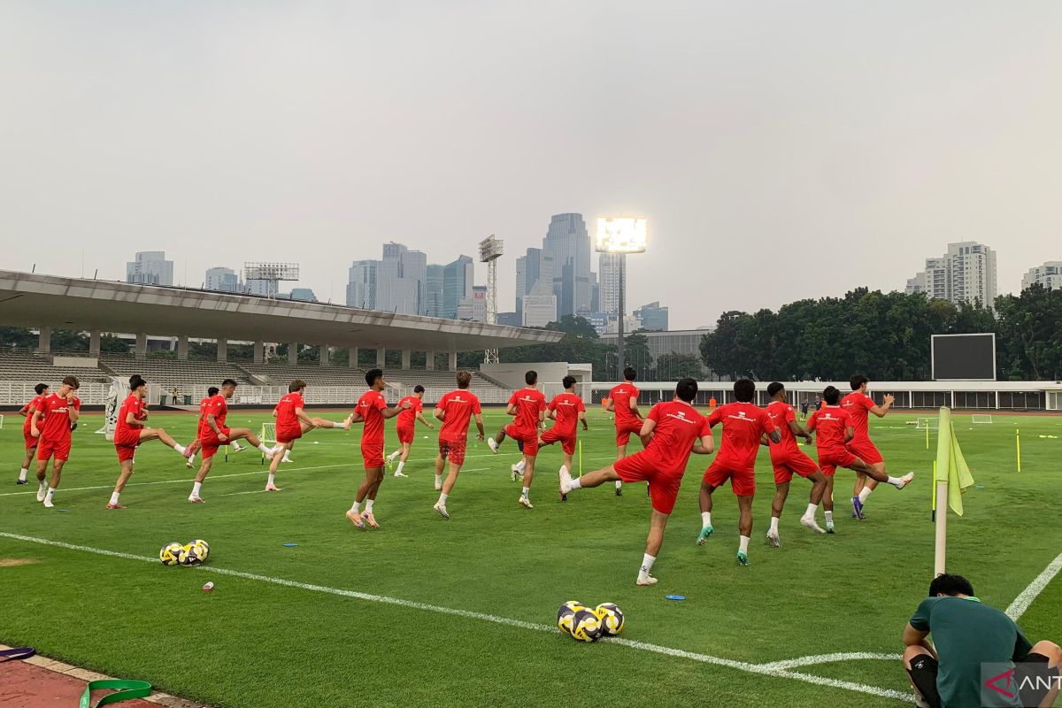 Pelupessy dan Verdonk belum gabung latihan terbuka Timnas Indonesia