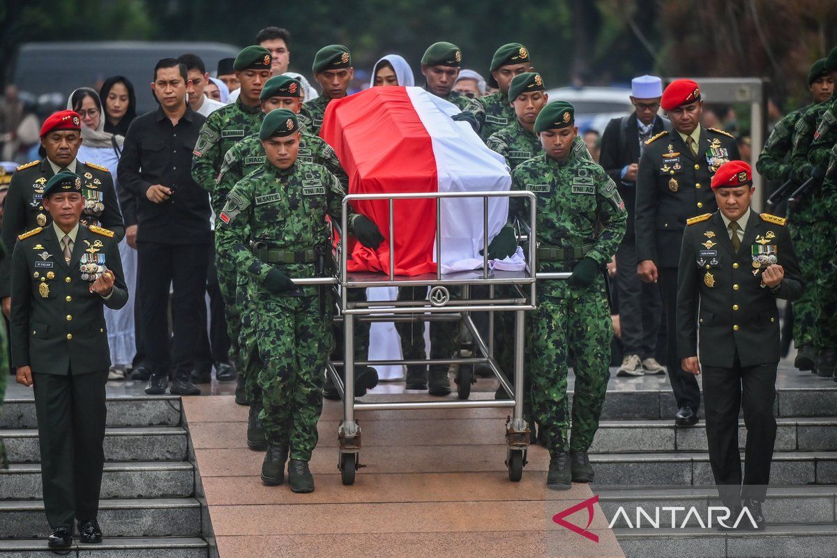 Mantan Menteri Pertahanan Ryamizard Ryacudu dimakamkan di TMP Kalibata